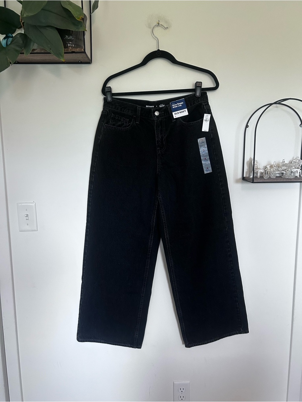 NWT Old Navy Black Wow Mid Rise Baggy Wide‎ Leg Jeans Size 6